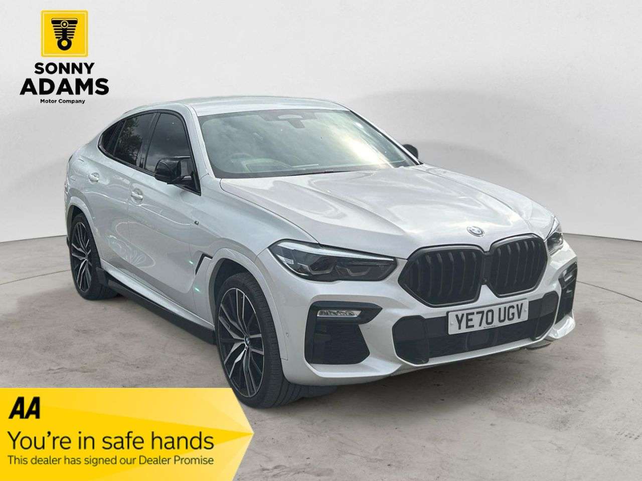 A 2020 BMW X6 3.0 40d MHT M Sport SUV 5dr Diesel Hybrid Auto xDrive Euro 6 (s/s) (340 ps) A 2020 BMW X6 3.0 40d MHT M Sport SUV 5dr Diesel Hybrid Auto xDrive Euro 6 (s/s) (340 ps)