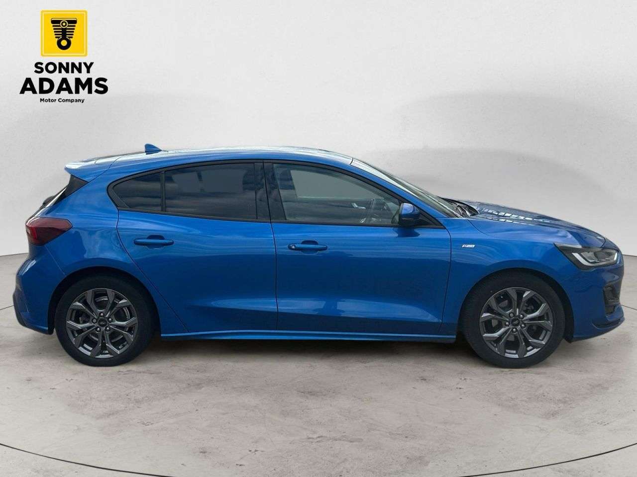 A 2023 FORD FOCUS 1.0T EcoBoost MHEV ST-Line Edition Hatchback 5dr Petrol Manual Euro 6 (s/s) A 2023 FORD FOCUS 1.0T EcoBoost MHEV ST-Line Edition Hatchback 5dr Petrol Manual Euro 6 (s/s)
