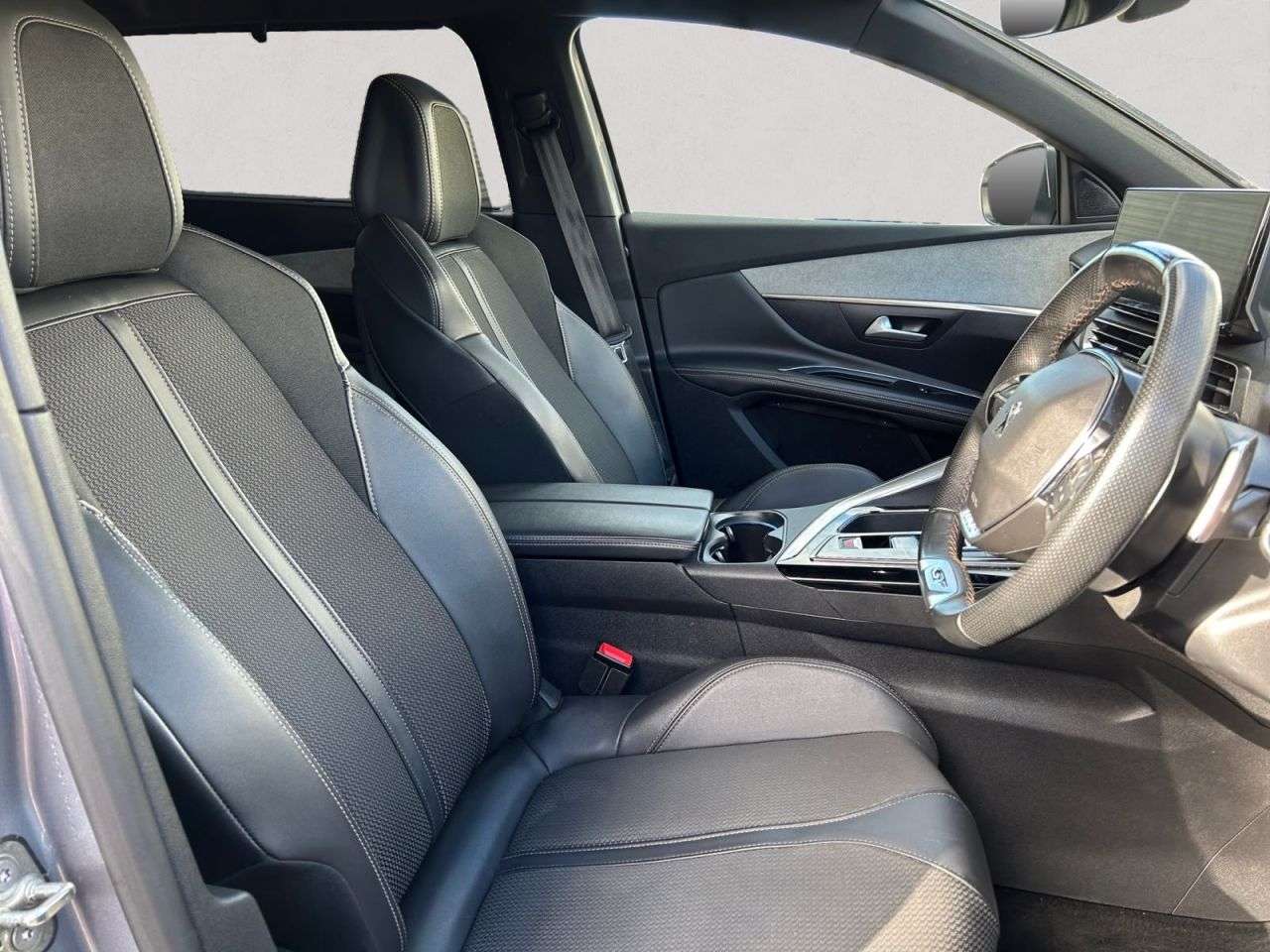 2023 PEUGEOT 5008 2023 PEUGEOT 5008