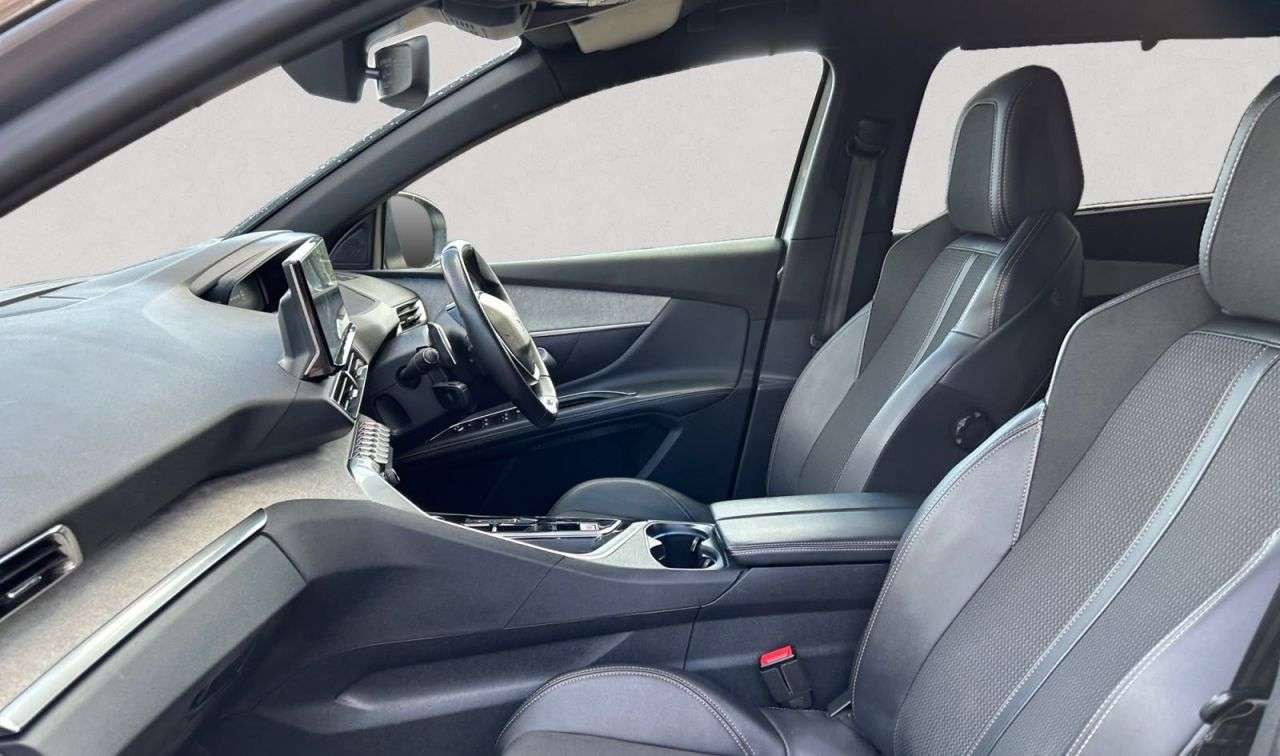 2023 PEUGEOT 5008 2023 PEUGEOT 5008