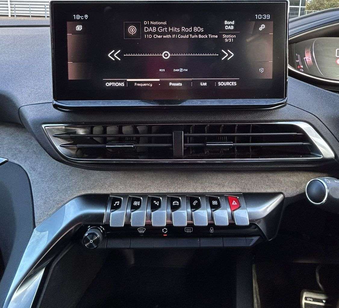 2023 PEUGEOT 5008 2023 PEUGEOT 5008