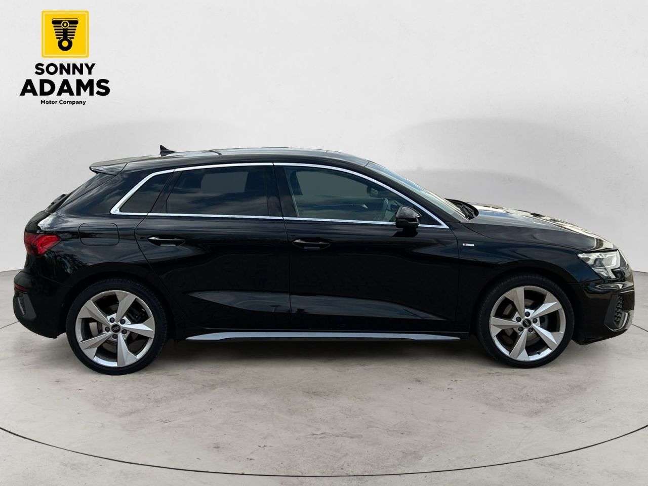 A 2023 AUDI A3 1.0 TFSI 30 S line Sportback 5dr Petrol Manual Euro 6 (s/s) (110 ps) A 2023 AUDI A3 1.0 TFSI 30 S line Sportback 5dr Petrol Manual Euro 6 (s/s) (110 ps)