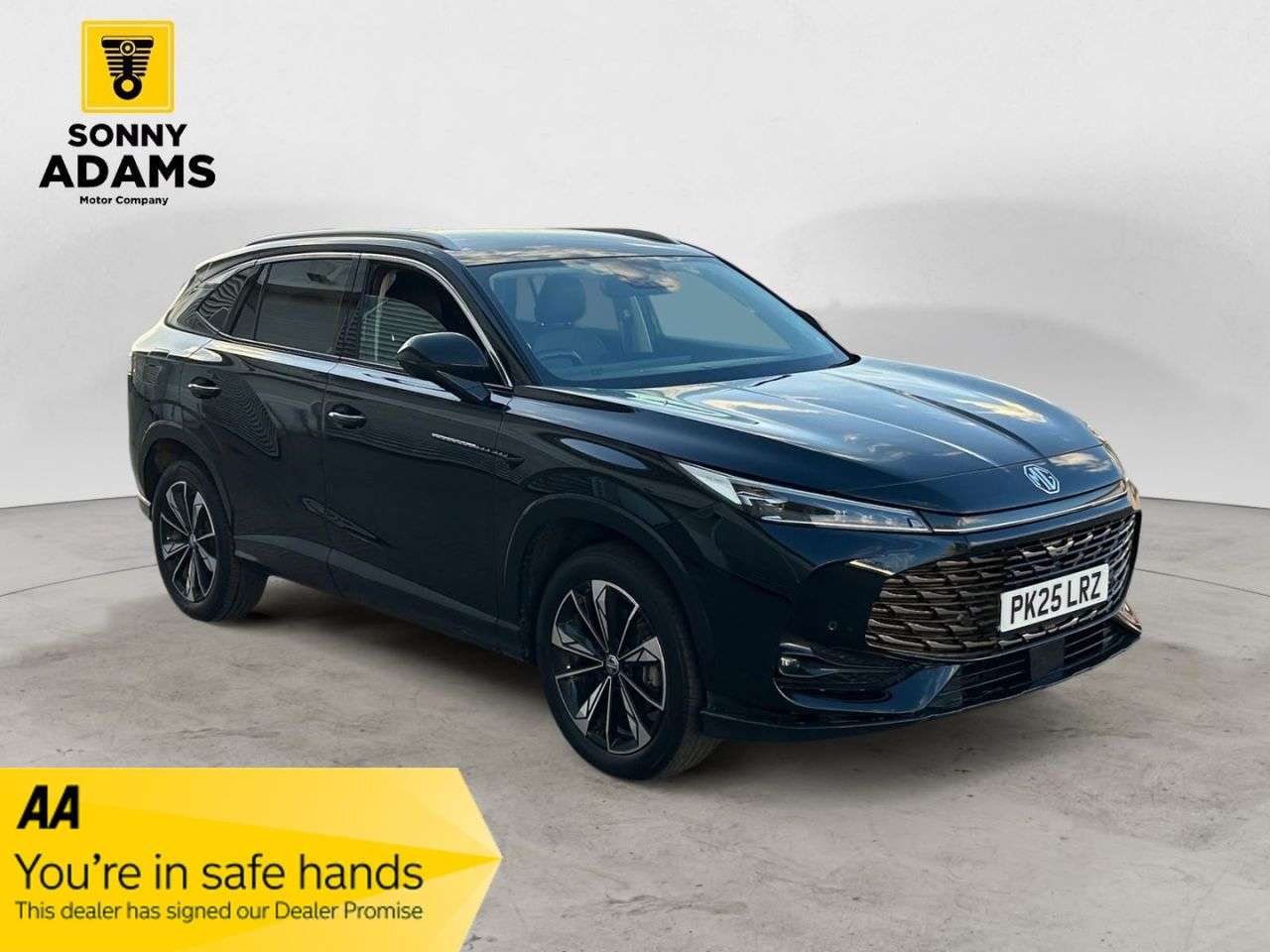 A 2025 MG MG HS 1.5 T-GDI Trophy SUV 5dr Petrol Manual Euro 6 (s/s) (169 ps) A 2025 MG MG HS 1.5 T-GDI Trophy SUV 5dr Petrol Manual Euro 6 (s/s) (169 ps)