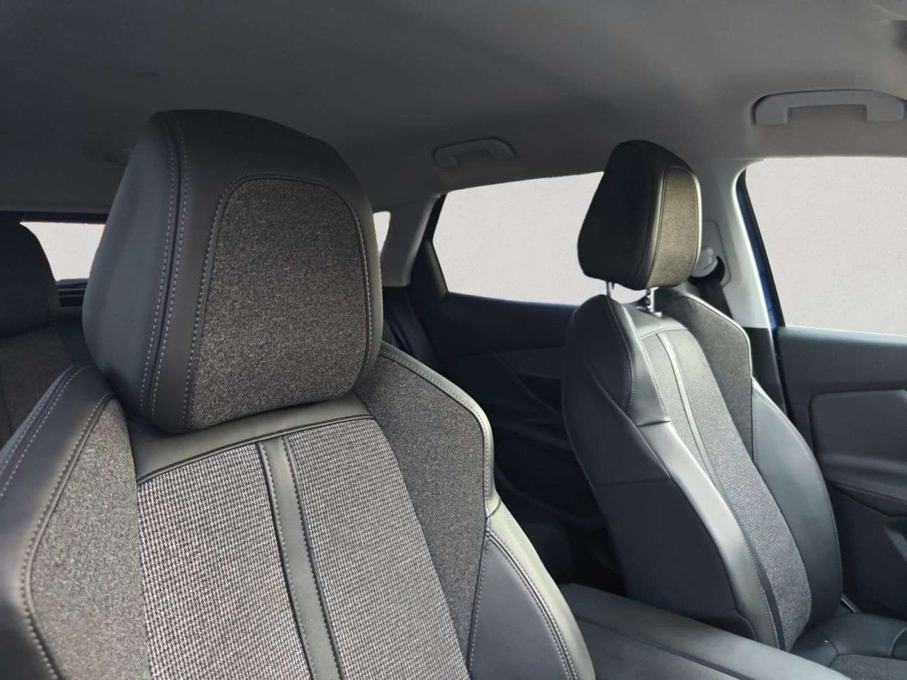 2019 PEUGEOT 3008 2019 PEUGEOT 3008