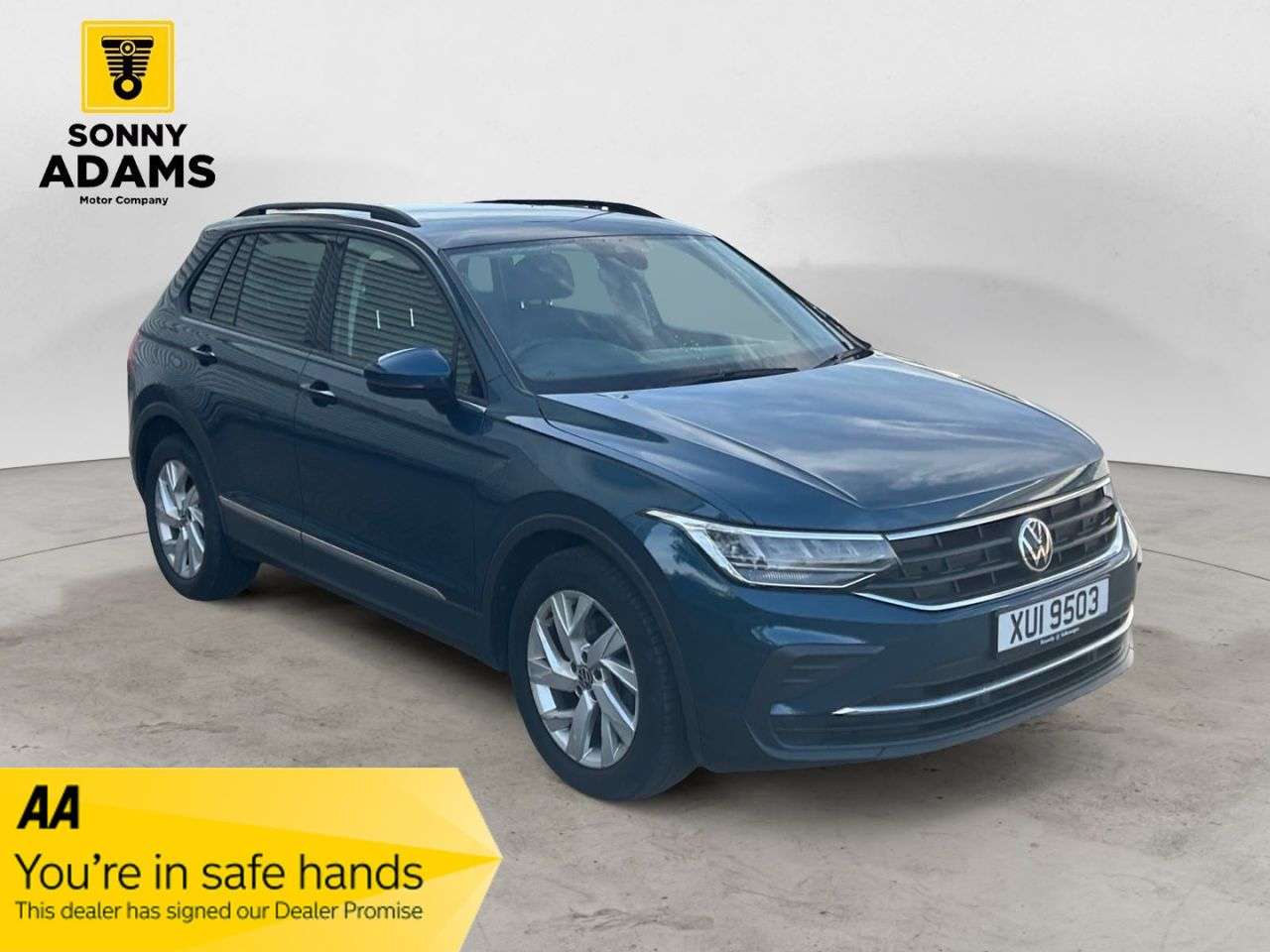 A 2021 VOLKSWAGEN TIGUAN 1.5 TSI Life SUV 5dr Petrol Manual Euro 6 (s/s) (130 ps) A 2021 VOLKSWAGEN TIGUAN 1.5 TSI Life SUV 5dr Petrol Manual Euro 6 (s/s) (130 ps)
