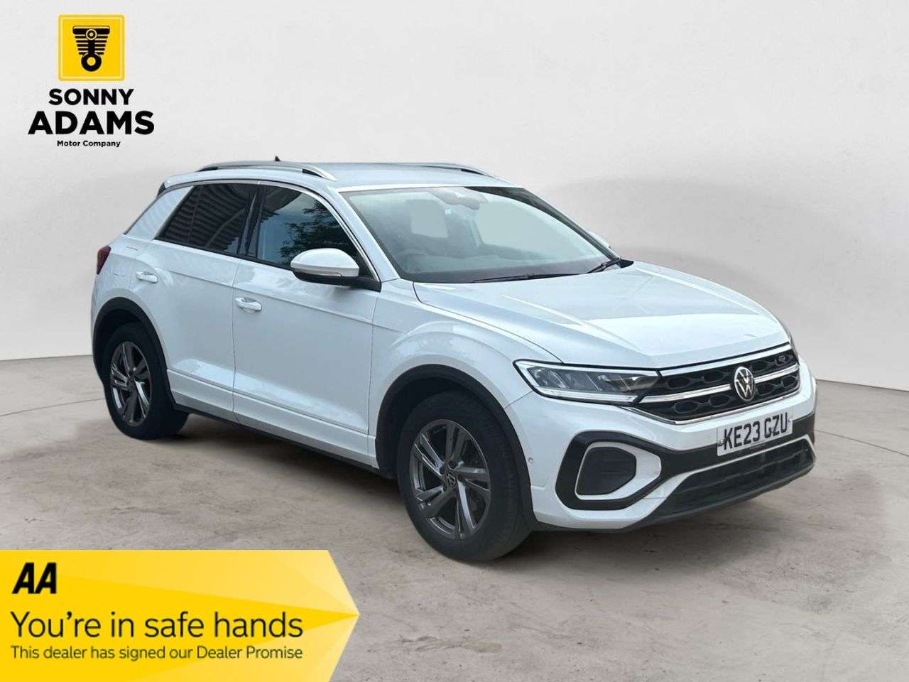 A 2023 VOLKSWAGEN T-ROC 1.5 TSI R-Line SUV 5dr Petrol DSG Euro 6 (s/s) (150 ps) A 2023 VOLKSWAGEN T-ROC 1.5 TSI R-Line SUV 5dr Petrol DSG Euro 6 (s/s) (150 ps)
