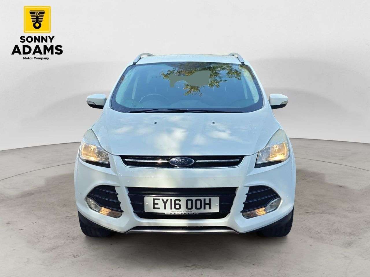 A 2016 FORD KUGA 2.0 TDCi Titanium SUV 5dr Diesel Manual 2WD Euro 6 (s/s) (150 ps) A 2016 FORD KUGA 2.0 TDCi Titanium SUV 5dr Diesel Manual 2WD Euro 6 (s/s) (150 ps)
