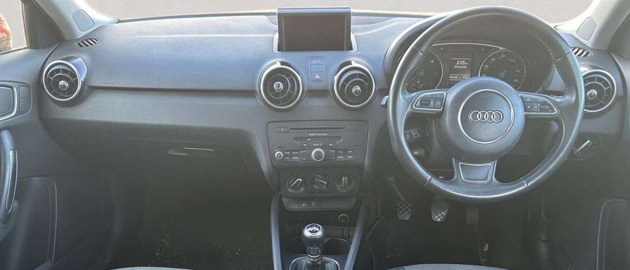 2014 AUDI A1 2014 AUDI A1