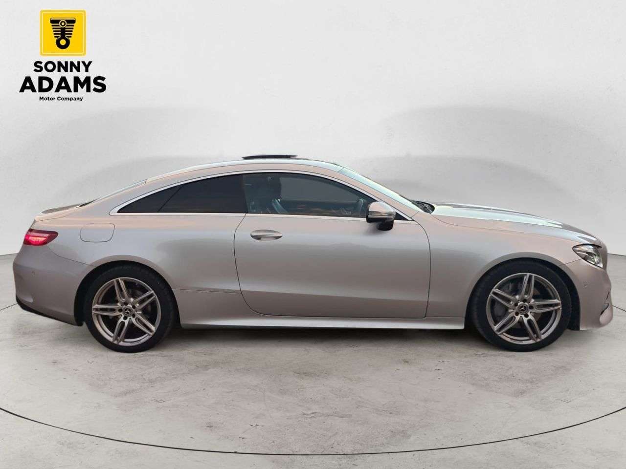 A 2019 MERCEDES-BENZ E CLASS 2.0 E220d AMG Line Coupe 2dr Diesel G-Tronic+ Euro 6 (s/s) (194 ps) A 2019 MERCEDES-BENZ E CLASS 2.0 E220d AMG Line Coupe 2dr Diesel G-Tronic+ Euro 6 (s/s) (194 ps)