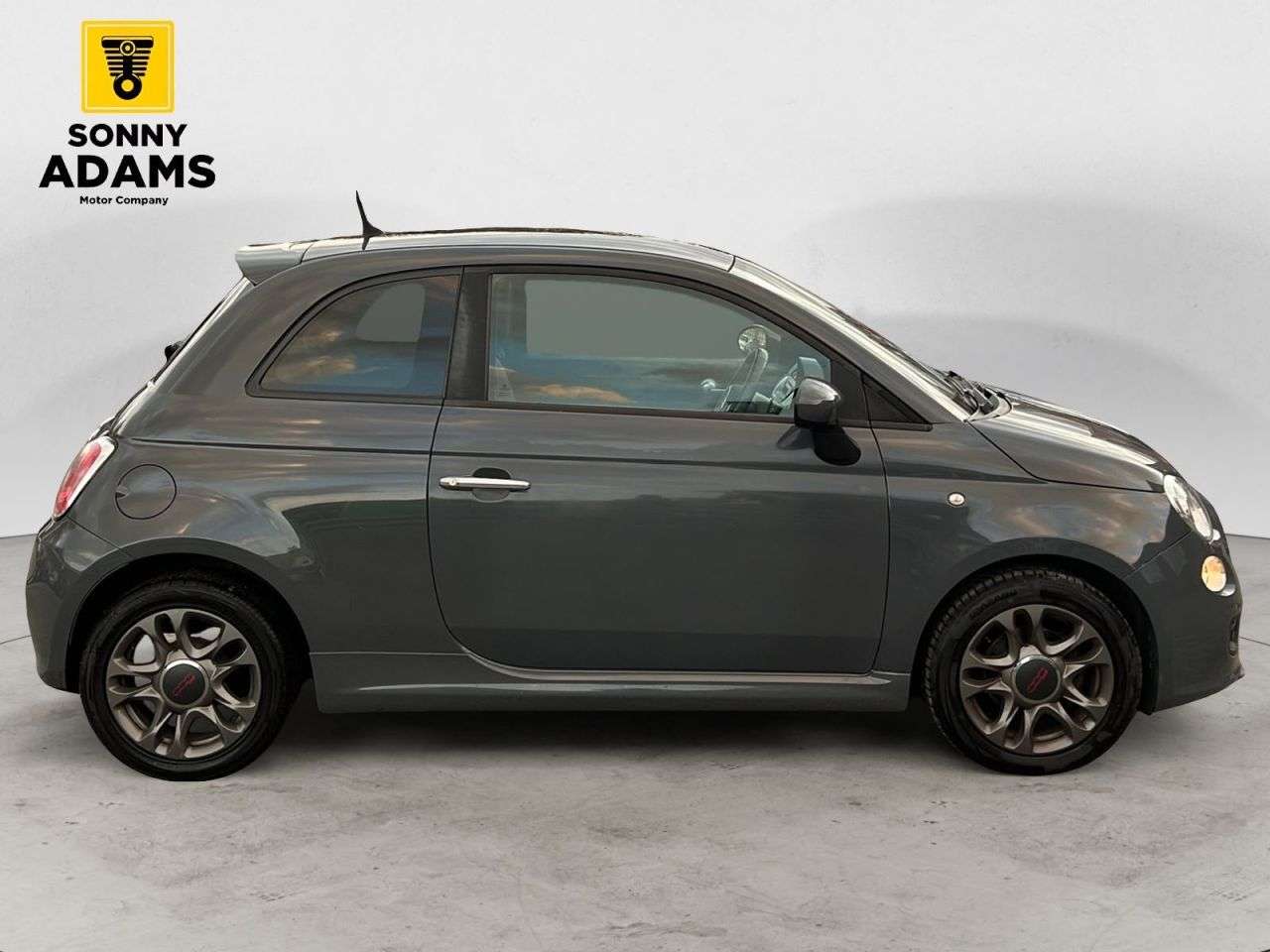 A 2015 FIAT 500 0.9 TwinAir S Hatchback 3dr Petrol Manual Euro 6 (s/s) (85 bhp) A 2015 FIAT 500 0.9 TwinAir S Hatchback 3dr Petrol Manual Euro 6 (s/s) (85 bhp)