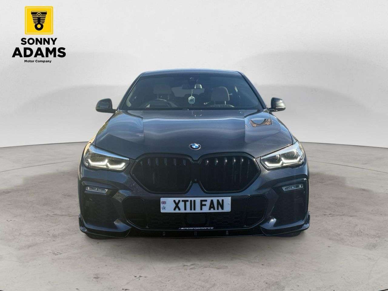 A 2019 BMW X6 3.0 30d M Sport SUV 5dr Diesel Auto xDrive Euro 6 (s/s) (265 ps) A 2019 BMW X6 3.0 30d M Sport SUV 5dr Diesel Auto xDrive Euro 6 (s/s) (265 ps)