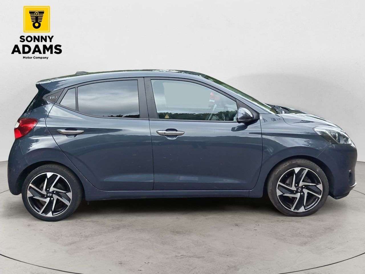 A 2023 HYUNDAI I10 1.0 Premium Hatchback 5dr Petrol Manual Euro 6 (s/s) (67 ps) A 2023 HYUNDAI I10 1.0 Premium Hatchback 5dr Petrol Manual Euro 6 (s/s) (67 ps)