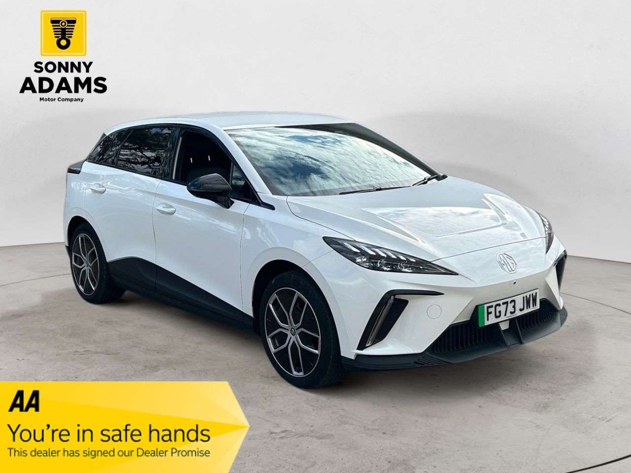 A 2023 MG MG4 64kWh Trophy Long Range Hatchback 5dr Electric Auto (203 ps) A 2023 MG MG4 64kWh Trophy Long Range Hatchback 5dr Electric Auto (203 ps)