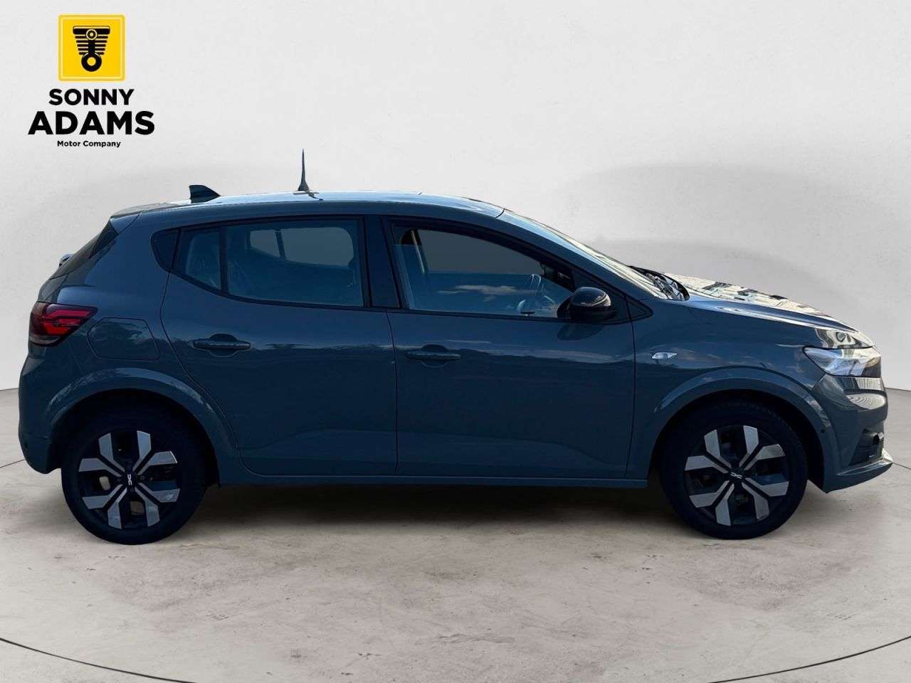 A 2024 DACIA SANDERO 1.0 TCe Journey Hatchback 5dr Petrol CVT Euro 6 (s/s) (90 ps) A 2024 DACIA SANDERO 1.0 TCe Journey Hatchback 5dr Petrol CVT Euro 6 (s/s) (90 ps)