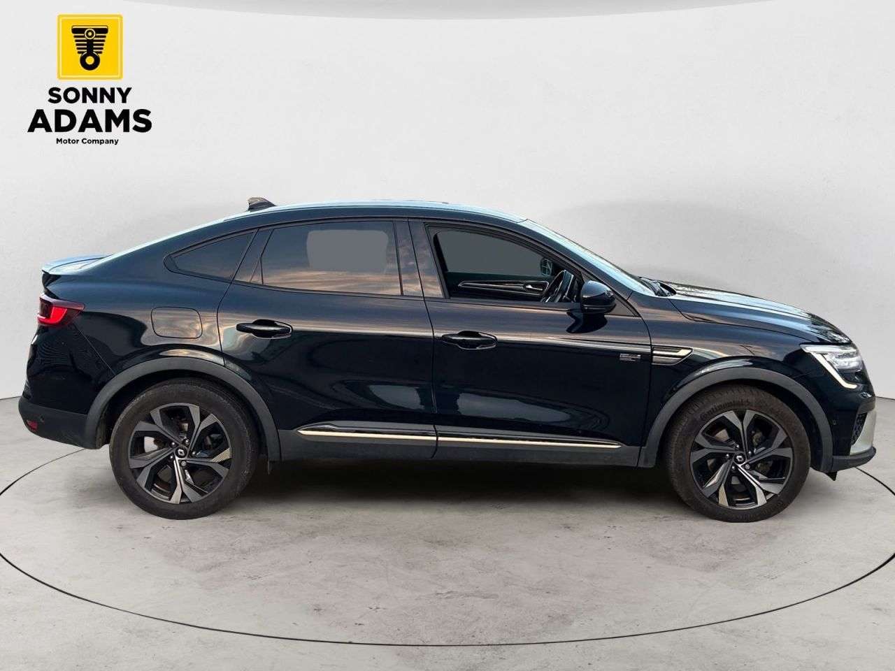 A 2023 RENAULT ARKANA 1.6 E-TECH E-Tech engineered BOSE Edition SUV 5dr Petrol Hybrid Auto 2WD Eu A 2023 RENAULT ARKANA 1.6 E-TECH E-Tech engineered BOSE Edition SUV 5dr Petrol Hybrid Auto 2WD Eu