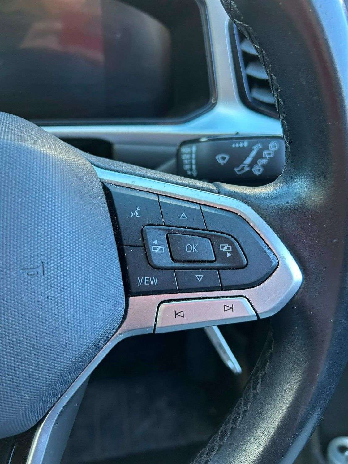 2023 VOLKSWAGEN T-ROC 2023 VOLKSWAGEN T-ROC