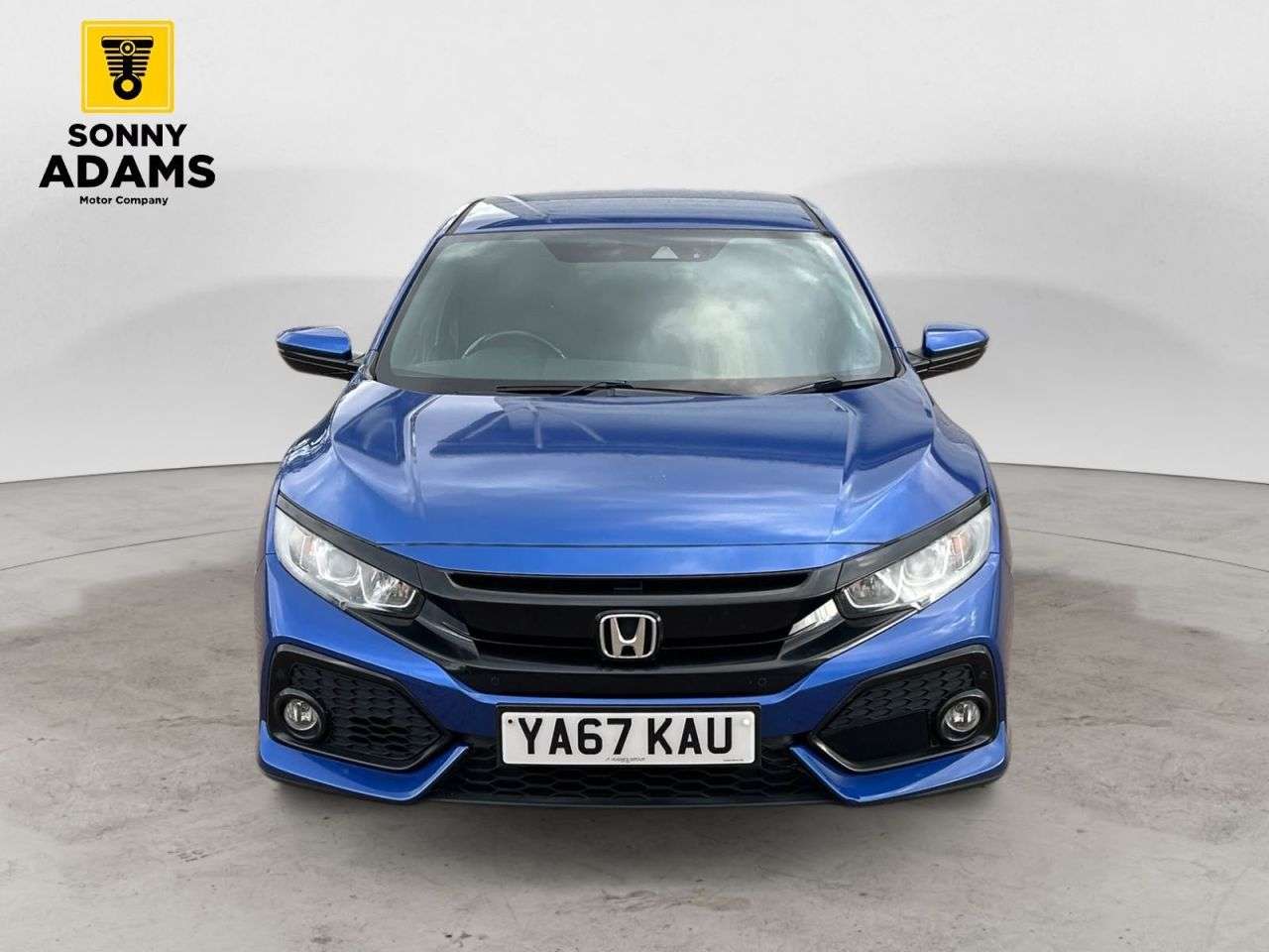 A 2017 HONDA CIVIC 1.0 VTEC Turbo SR Hatchback 5dr Petrol Manual Euro 6 (s/s) (129 ps) A 2017 HONDA CIVIC 1.0 VTEC Turbo SR Hatchback 5dr Petrol Manual Euro 6 (s/s) (129 ps)