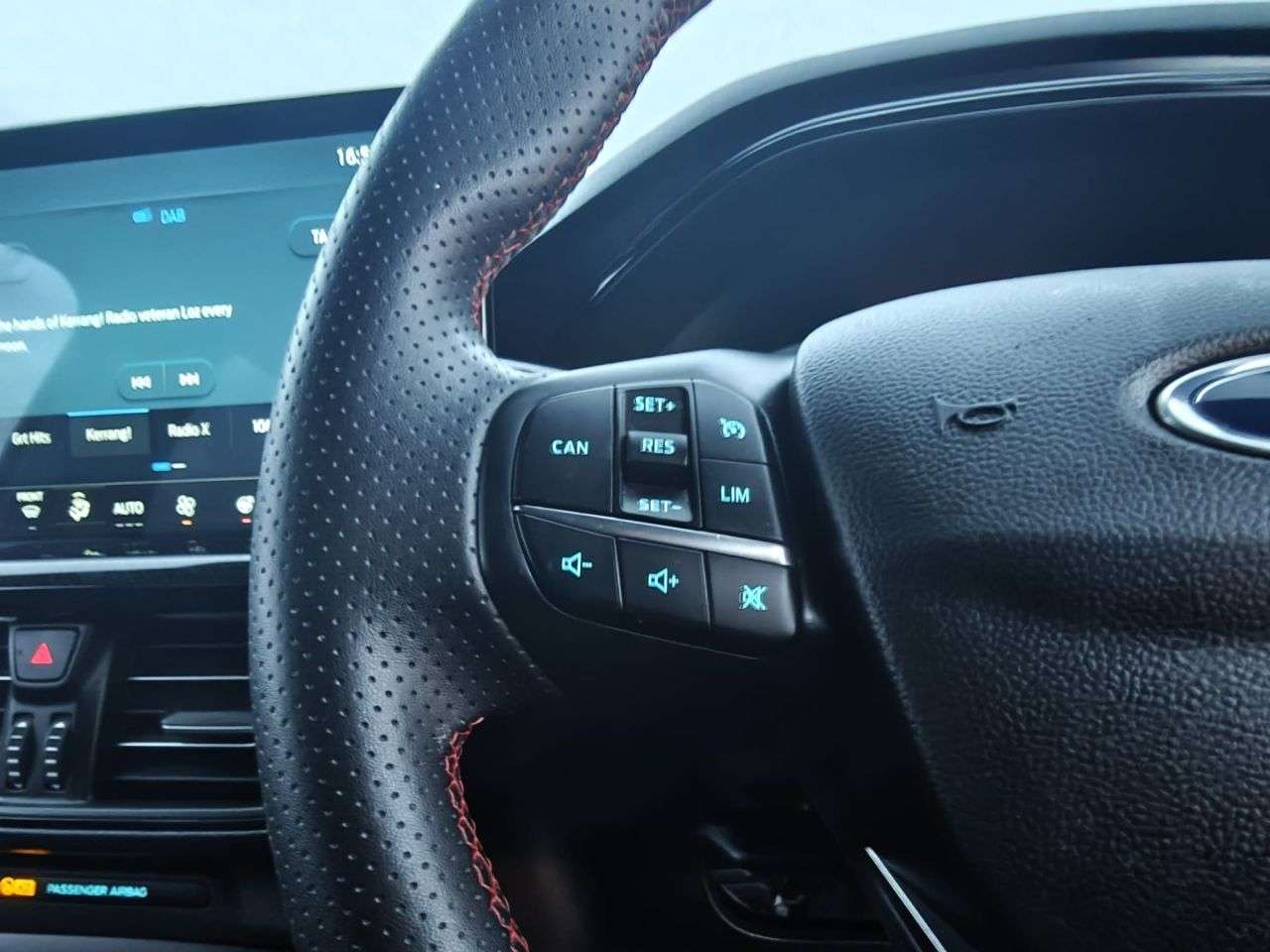 2024 FORD FOCUS 2024 FORD FOCUS