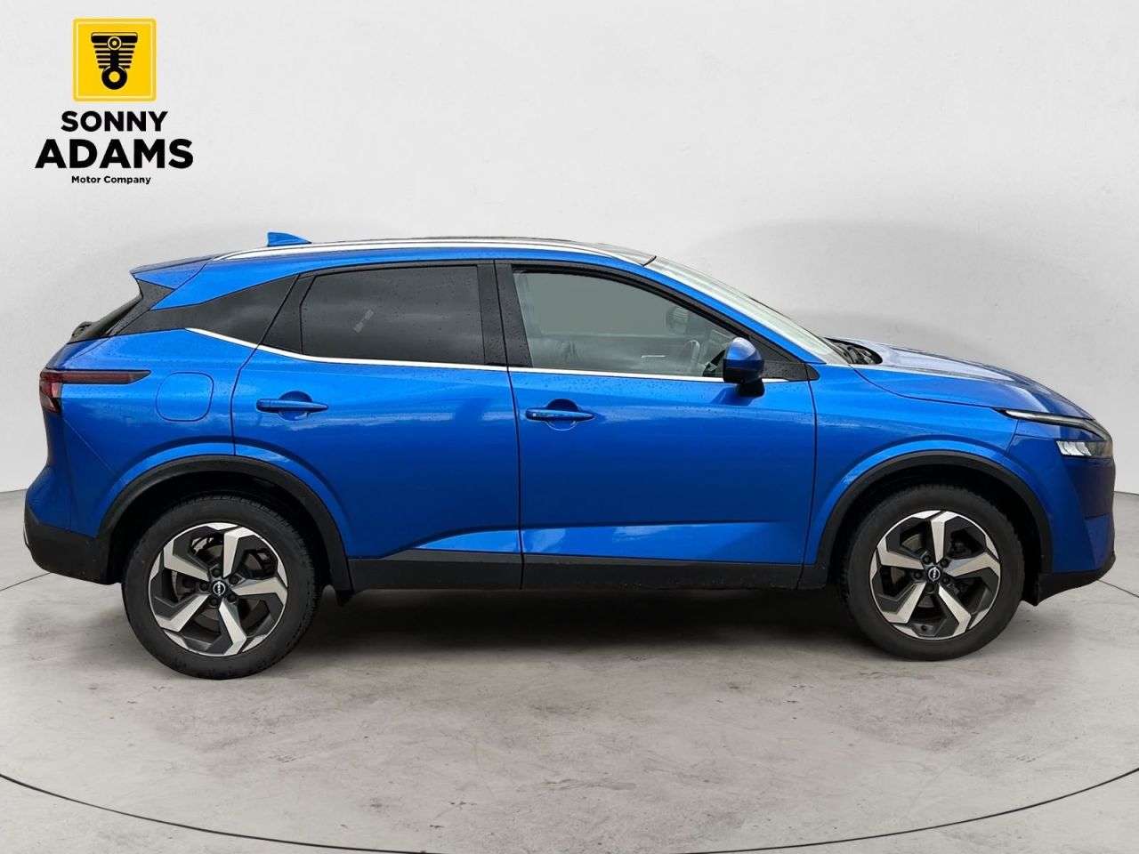 A 2022 NISSAN QASHQAI 1.3 DIG-T MHEV N-Connecta SUV 5dr Petrol Hybrid Manual Euro 6 (s/s) (140 ps A 2022 NISSAN QASHQAI 1.3 DIG-T MHEV N-Connecta SUV 5dr Petrol Hybrid Manual Euro 6 (s/s) (140 ps