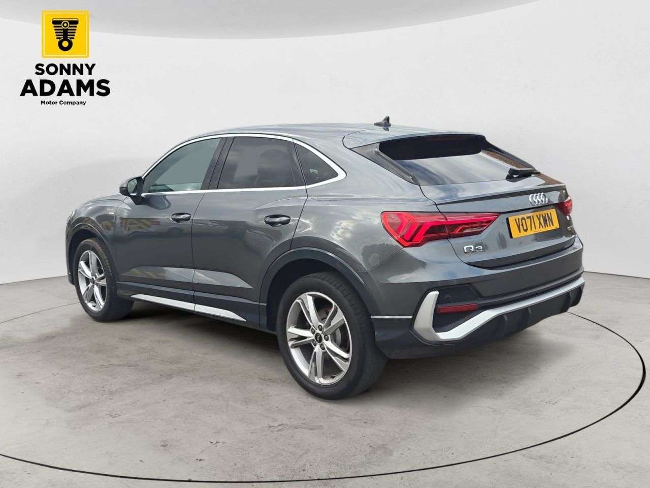2021 AUDI Q3 2021 AUDI Q3