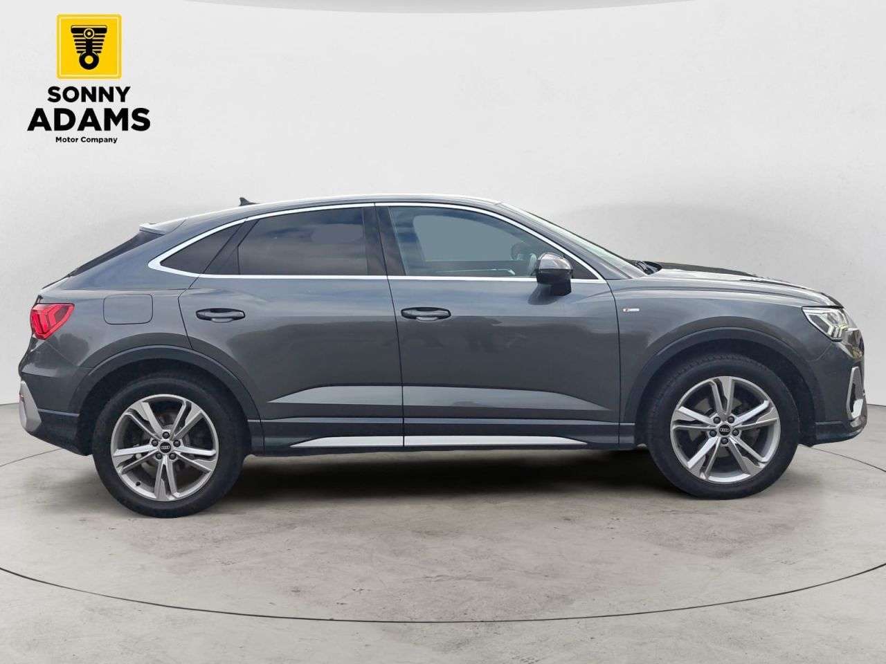 A 2021 AUDI Q3 1.5 TFSI CoD 35 S line Sportback 5dr Petrol Manual Euro 6 (s/s) (150 ps) A 2021 AUDI Q3 1.5 TFSI CoD 35 S line Sportback 5dr Petrol Manual Euro 6 (s/s) (150 ps)