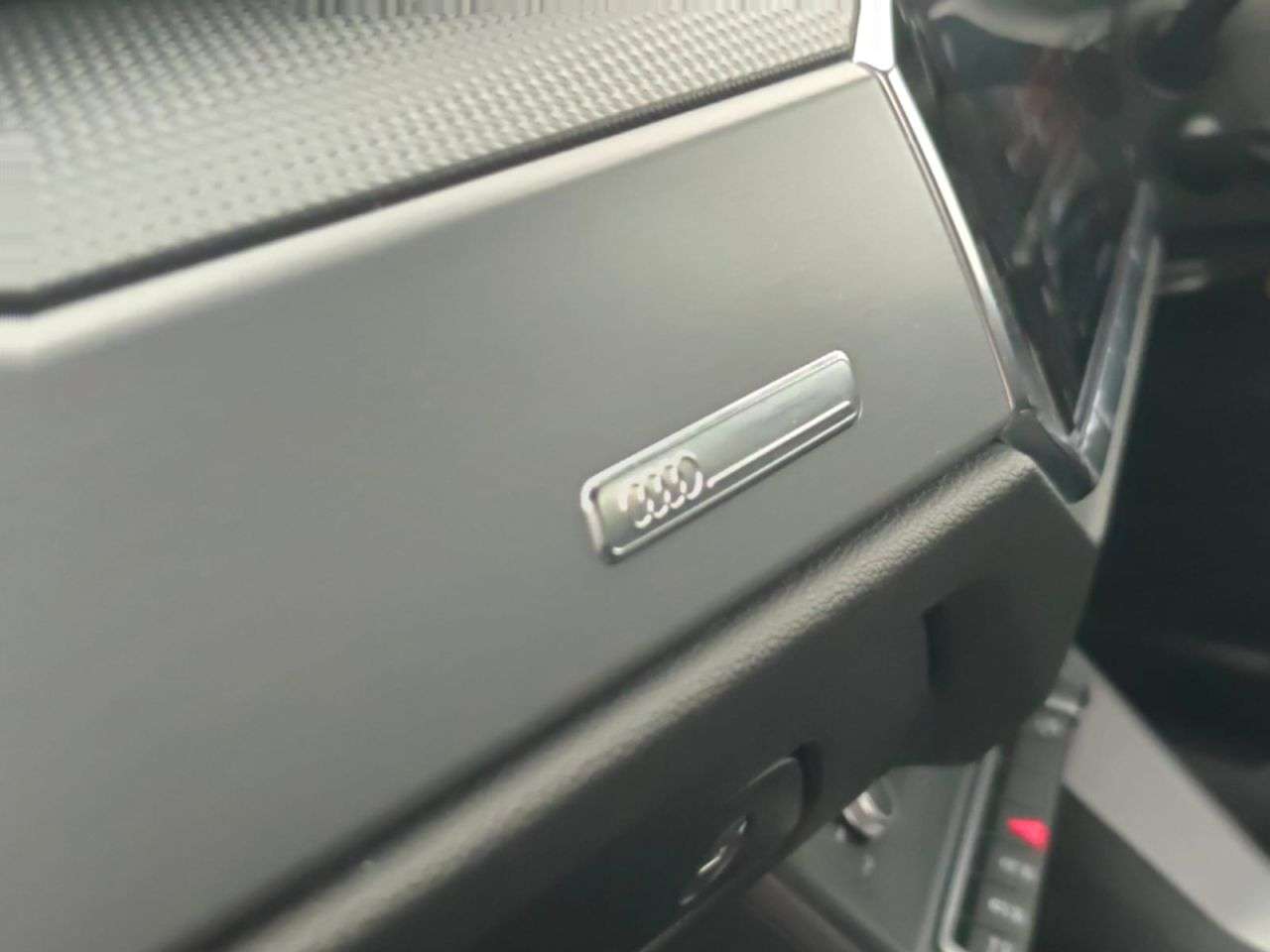 2021 AUDI Q3 2021 AUDI Q3