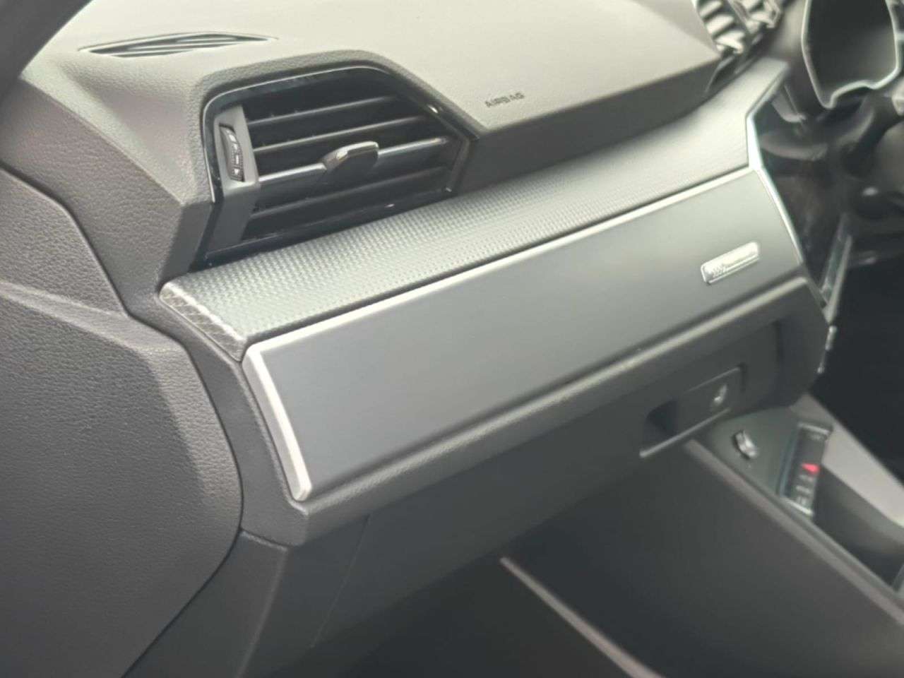 2021 AUDI Q3 2021 AUDI Q3