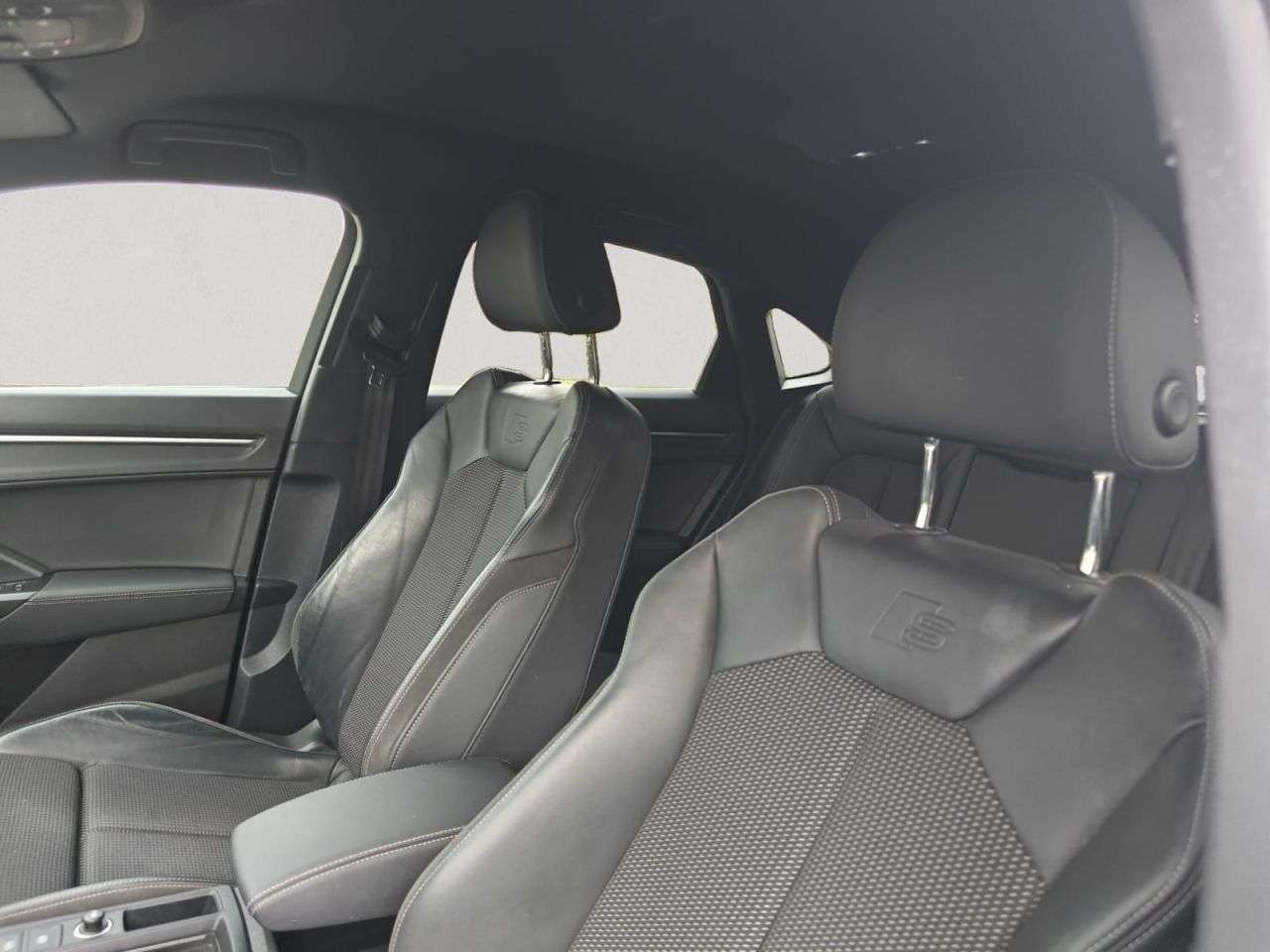 2021 AUDI Q3 2021 AUDI Q3