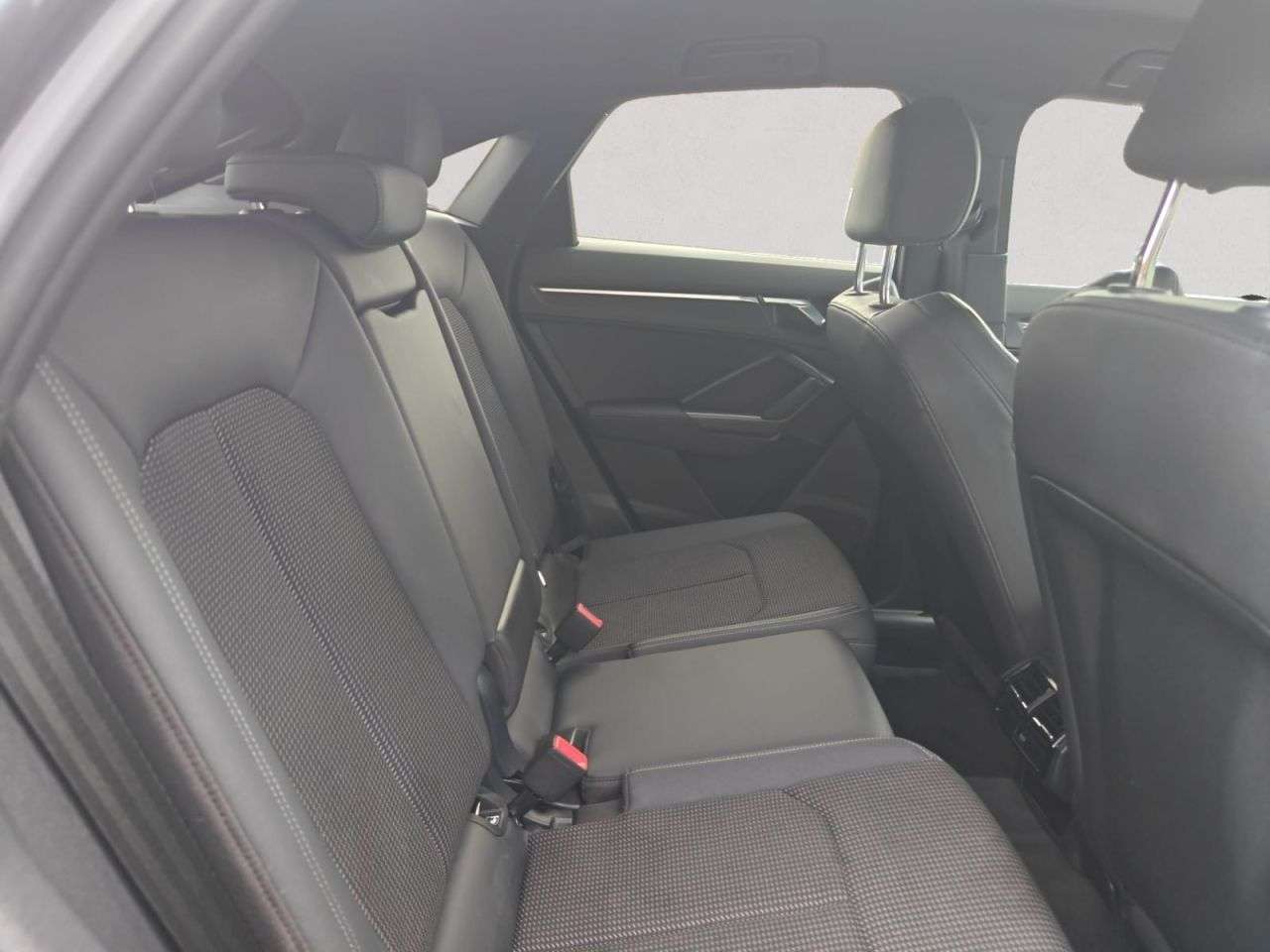 2021 AUDI Q3 2021 AUDI Q3