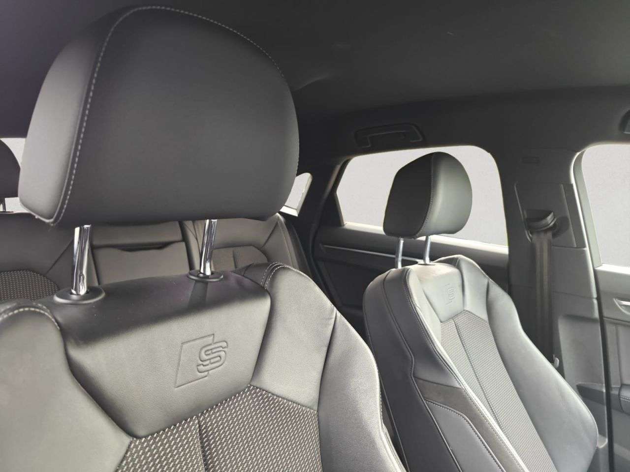 2021 AUDI Q3 2021 AUDI Q3