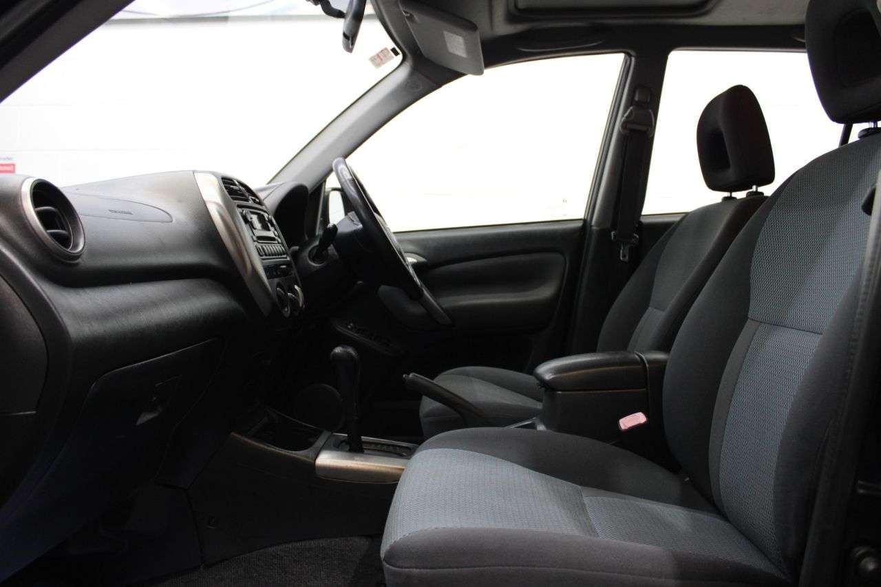 2004 TOYOTA RAV 4 2004 TOYOTA RAV 4