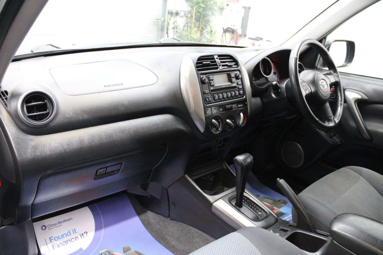 2004 TOYOTA RAV 4 2004 TOYOTA RAV 4