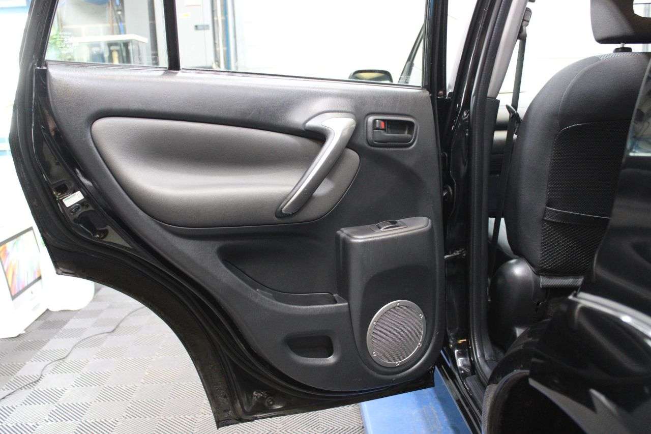 2004 TOYOTA RAV 4 2004 TOYOTA RAV 4