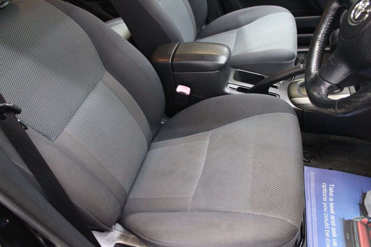 2004 TOYOTA RAV 4 2004 TOYOTA RAV 4