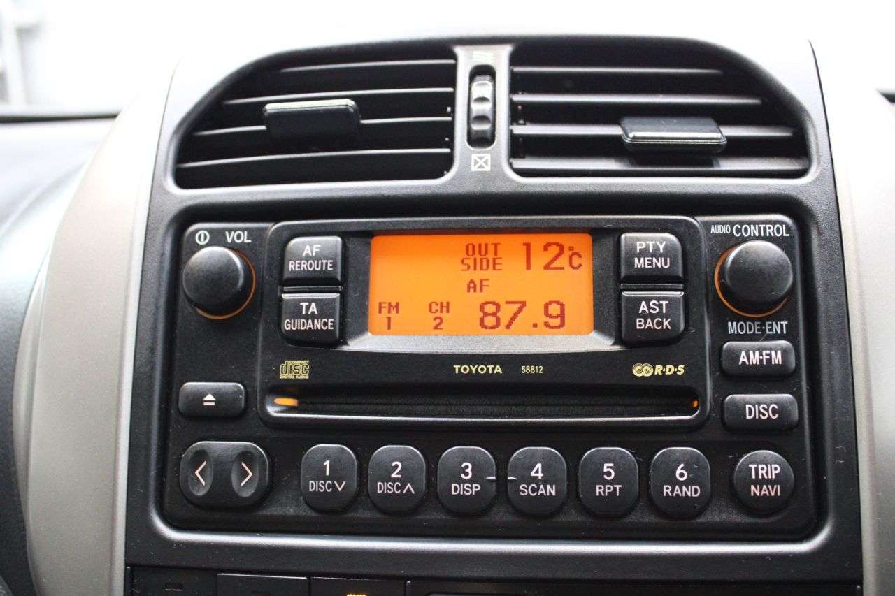 2004 TOYOTA RAV 4 2004 TOYOTA RAV 4