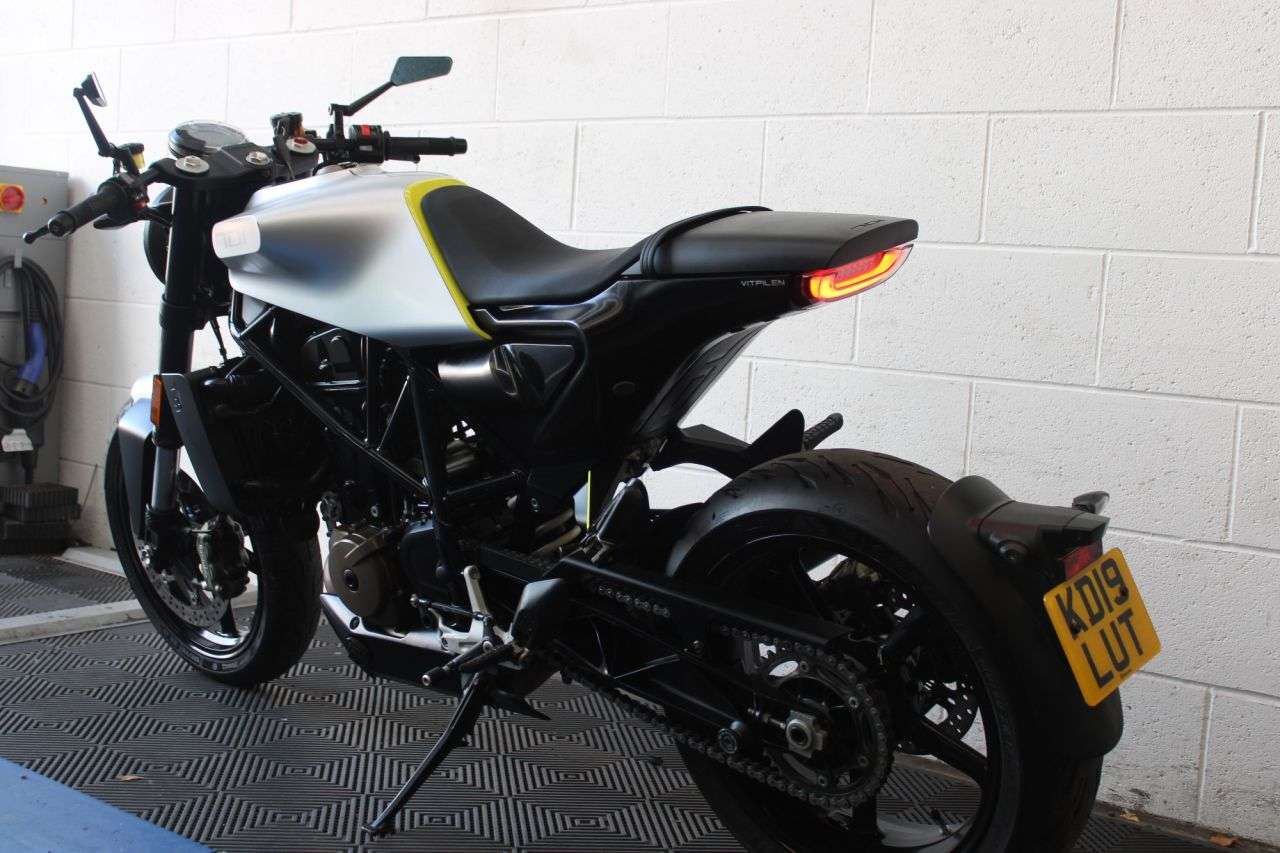 2019 HUSQVARNA VITPILEN 701 2019 HUSQVARNA VITPILEN 701