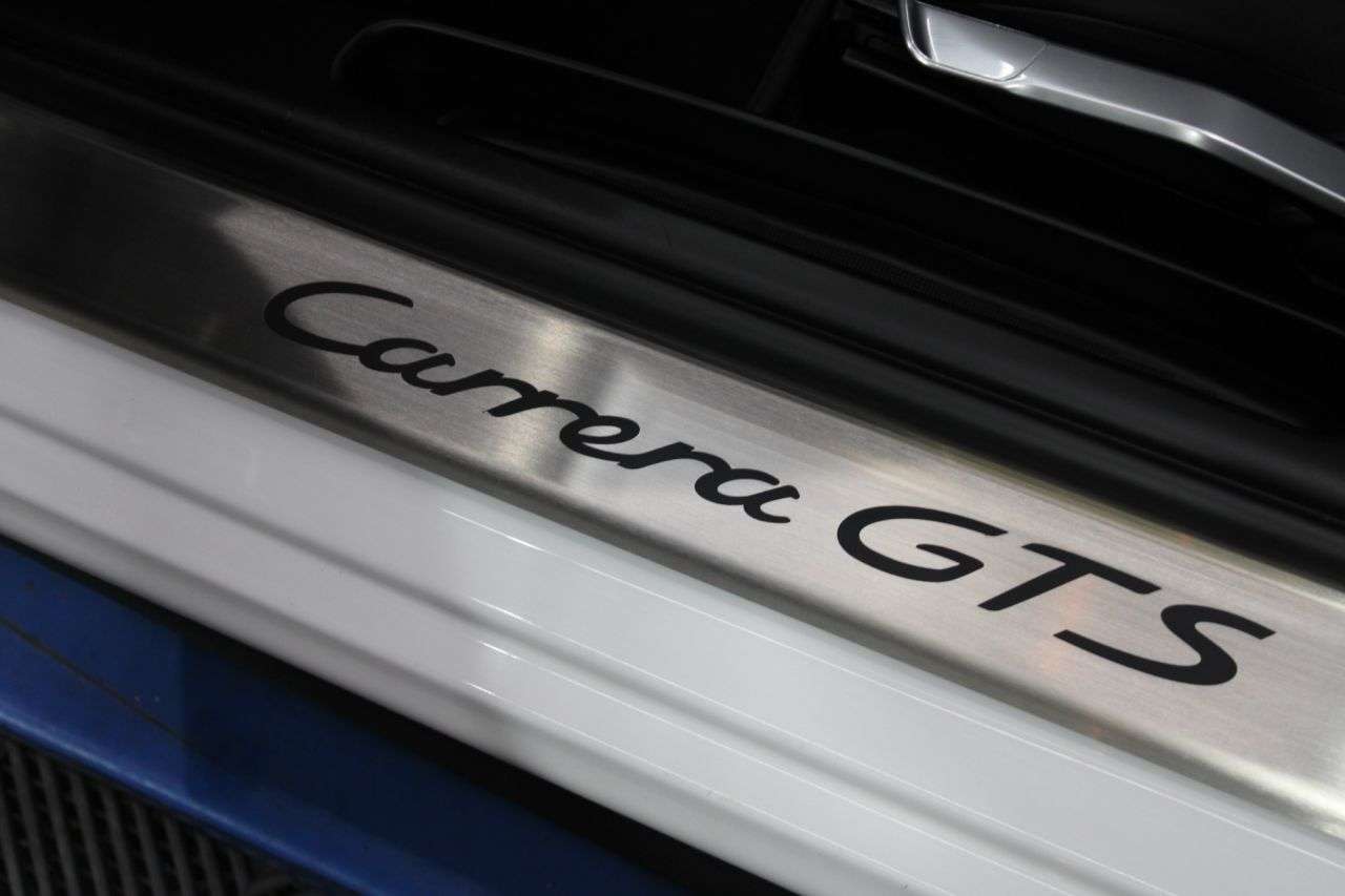 2011 PORSCHE 911 2011 PORSCHE 911