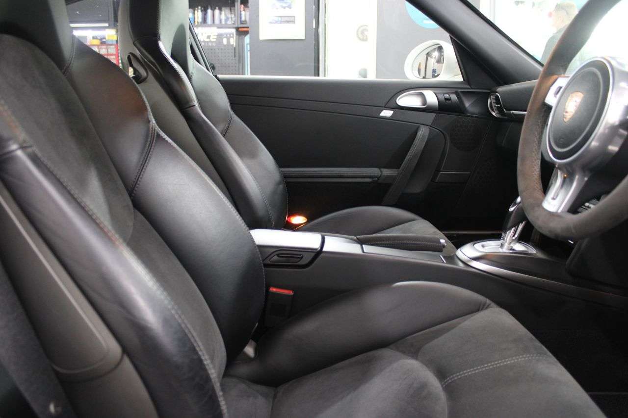 2011 PORSCHE 911 2011 PORSCHE 911