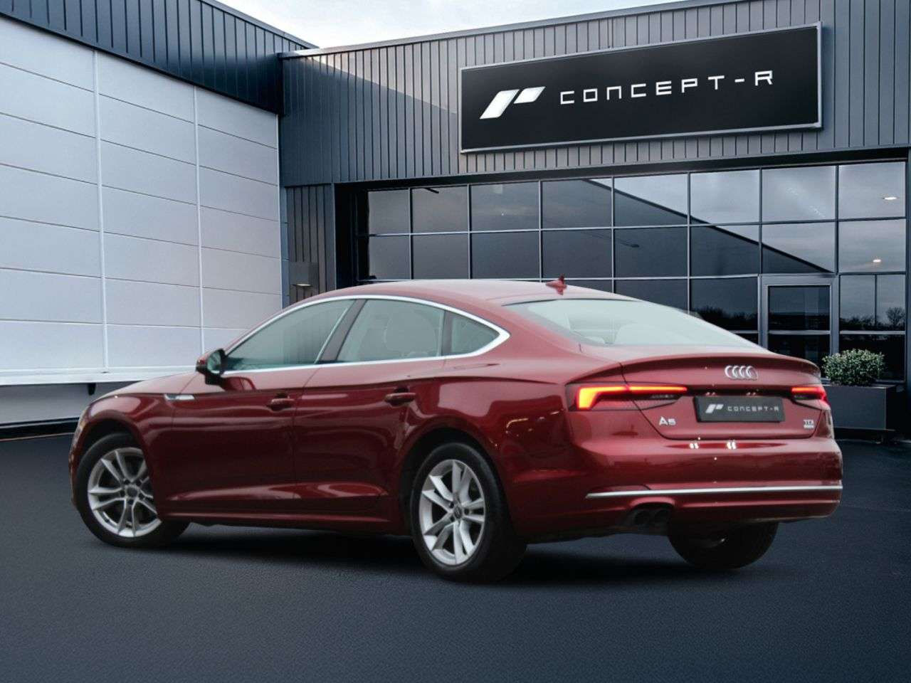 A 2017 AUDI A5 2.0 TDI ultra Sport Sportback 5dr Diesel S Tronic Euro 6 (s/s) (190 ps) CAM A 2017 AUDI A5 2.0 TDI ultra Sport Sportback 5dr Diesel S Tronic Euro 6 (s/s) (190 ps) CAM