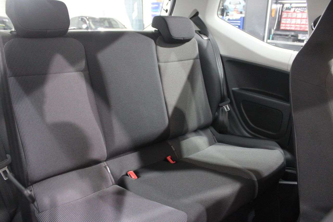 2018 VOLKSWAGEN UP! 2018 VOLKSWAGEN UP!