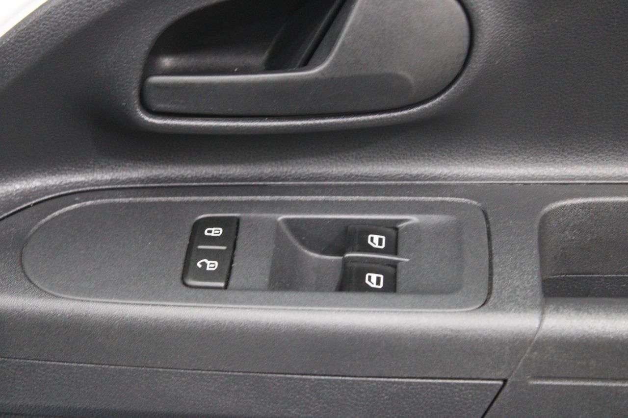 2018 VOLKSWAGEN UP! 2018 VOLKSWAGEN UP!