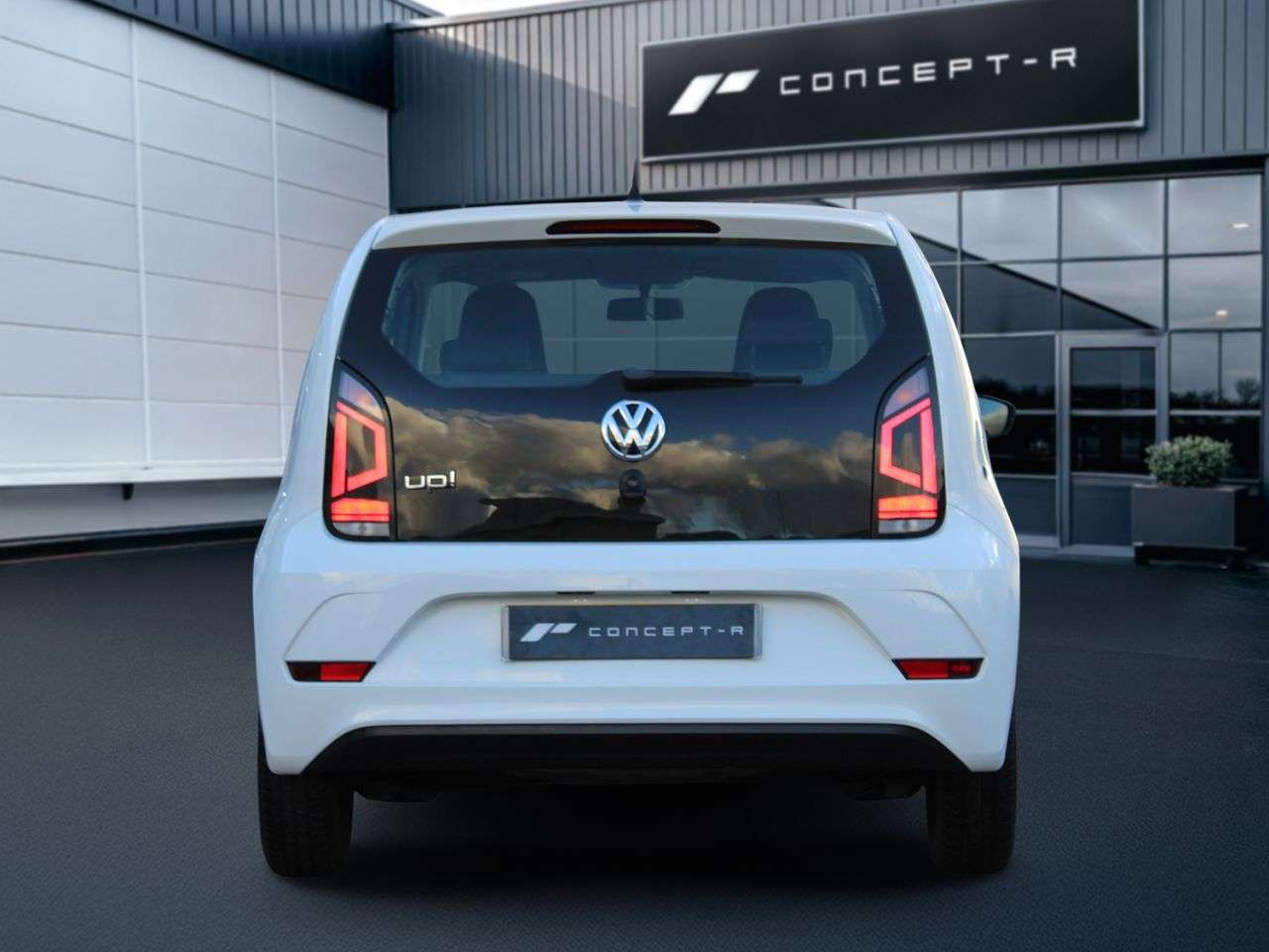 2018 VOLKSWAGEN UP! 2018 VOLKSWAGEN UP!