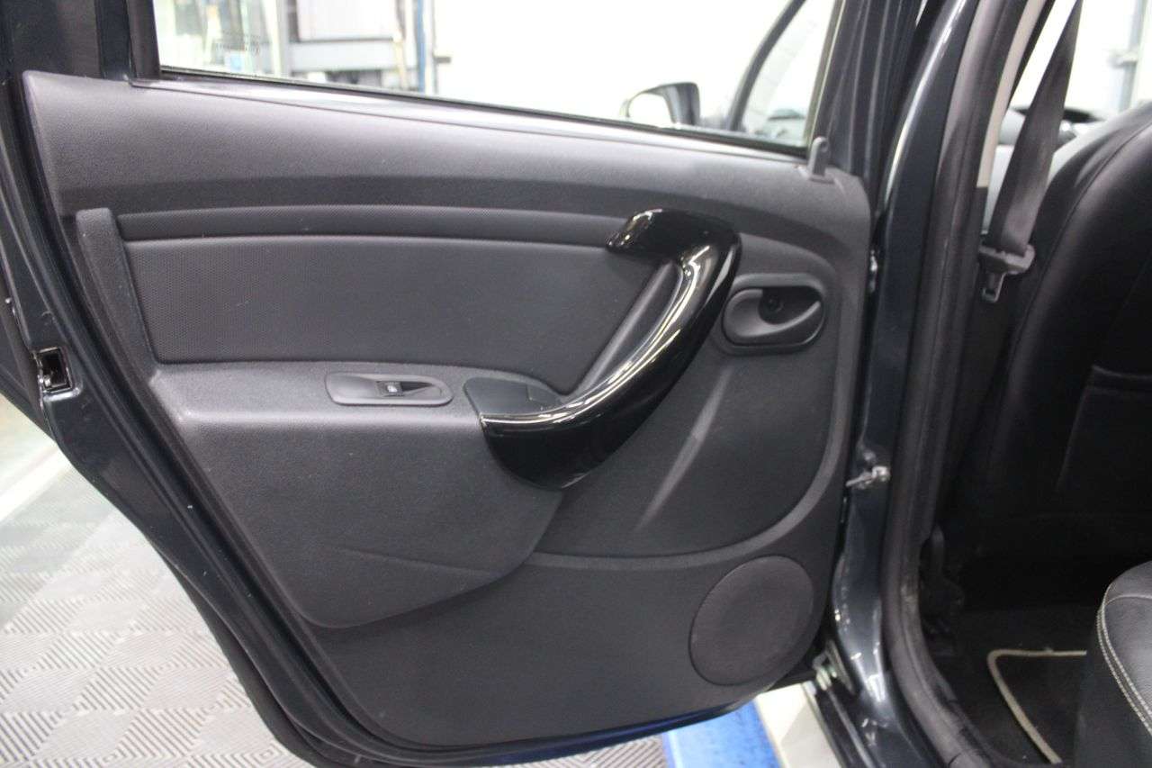 2016 DACIA DUSTER 2016 DACIA DUSTER