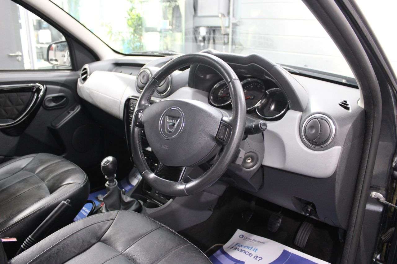 2016 DACIA DUSTER 2016 DACIA DUSTER