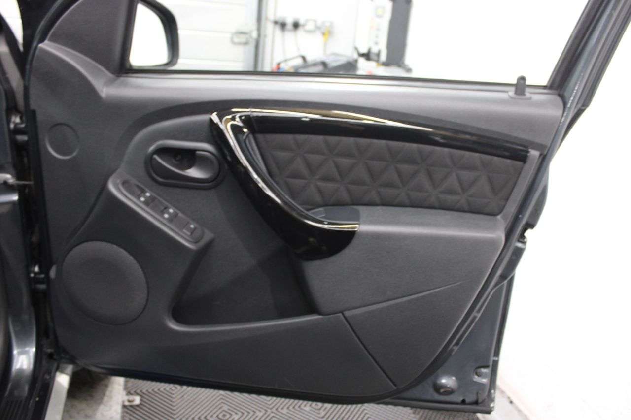 2016 DACIA DUSTER 2016 DACIA DUSTER