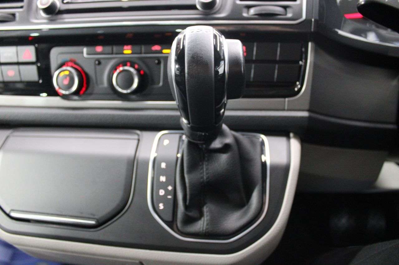 2017 VOLKSWAGEN TRANSPORTER 2017 VOLKSWAGEN TRANSPORTER