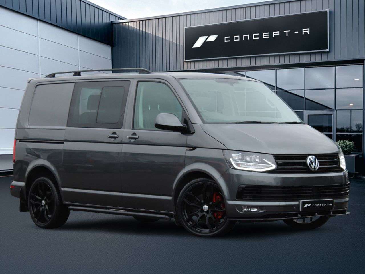 A 2017 VOLKSWAGEN TRANSPORTER 2.0 BiTDI T32 BlueMotion Tech Window Van 4dr Diesel DSG 4Motion SWB Euro 6 A 2017 VOLKSWAGEN TRANSPORTER 2.0 BiTDI T32 BlueMotion Tech Window Van 4dr Diesel DSG 4Motion SWB Euro 6