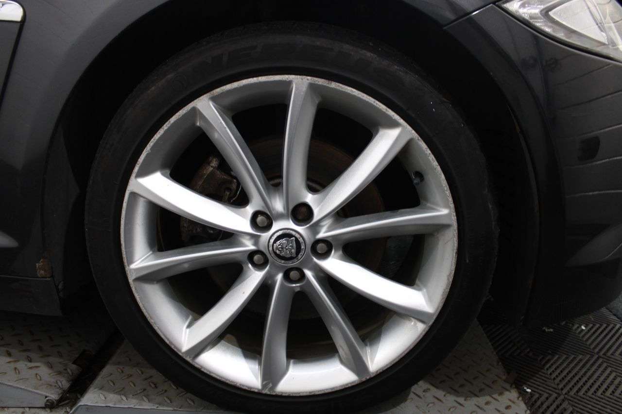 2013 JAGUAR XF 2013 JAGUAR XF