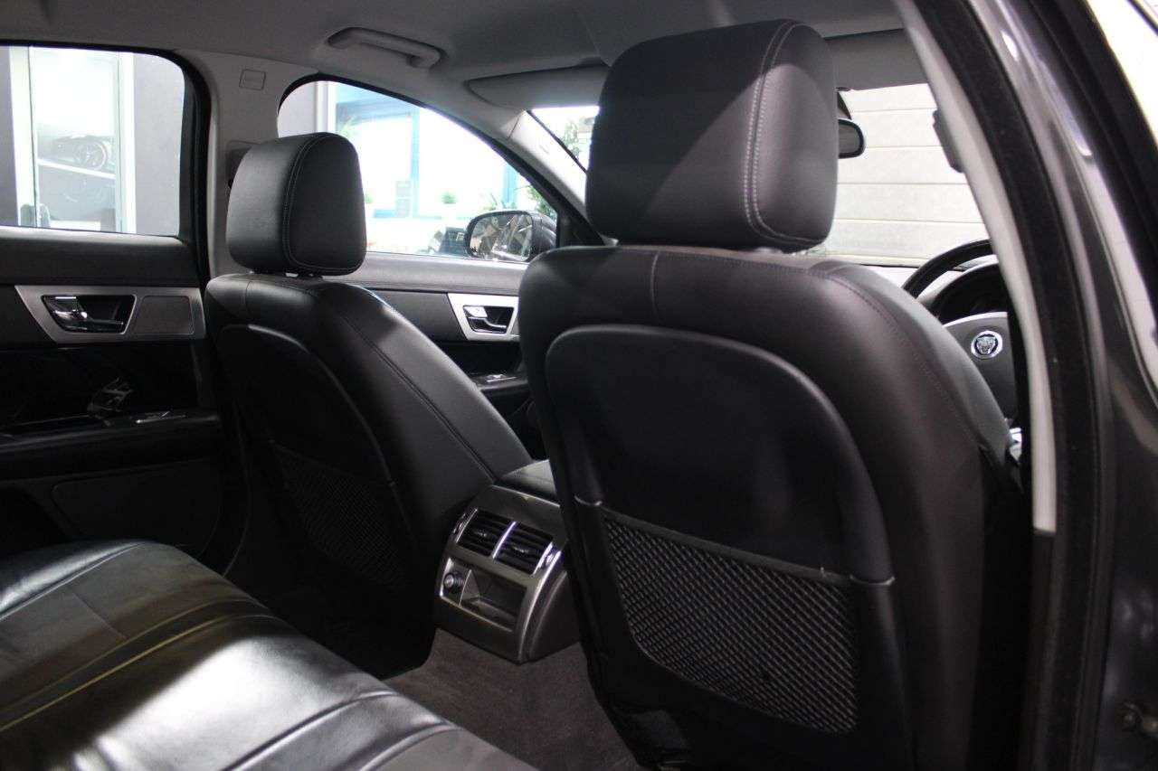 2013 JAGUAR XF 2013 JAGUAR XF