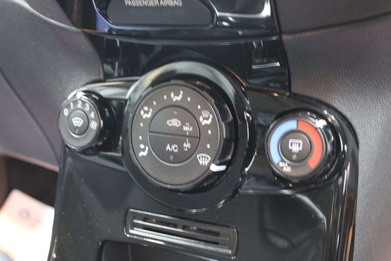 2017 FORD FIESTA 2017 FORD FIESTA